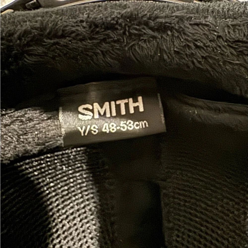 SMITH kids ski helmet - Picture 3 of 3